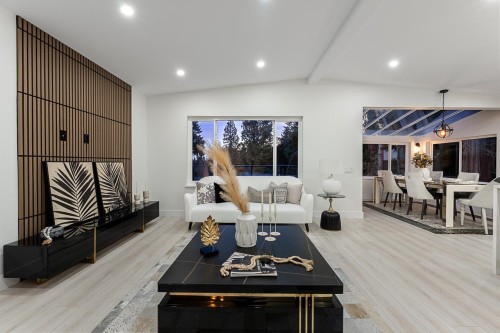 531 Greenway Avenue, North Vancouver, BC 