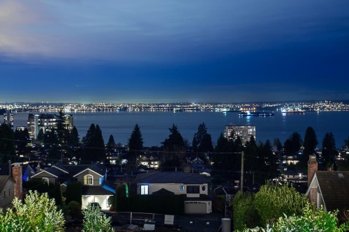 2356 Ottawa Avenue, West Vancouver, BC 