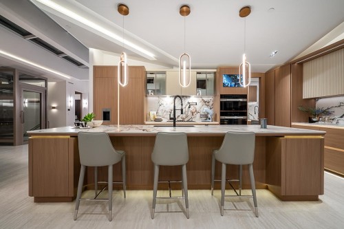 2356 Ottawa Avenue, West Vancouver, BC 