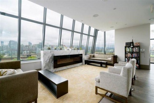 296 1St Avenue W, Vancouver, BC 