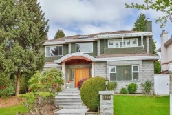 1369 55th Avenue W Vancouver, BC V6P 1R3