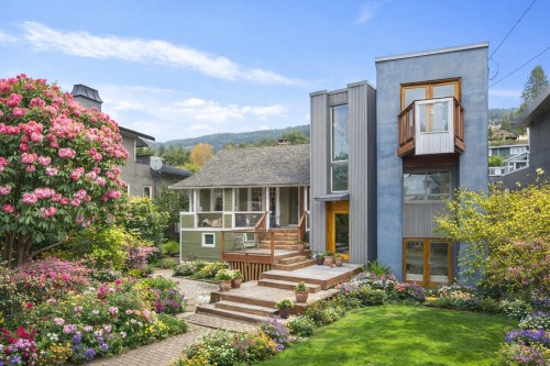 2433 Mathers Avenue  West Vancouver, BC V7V 2H9