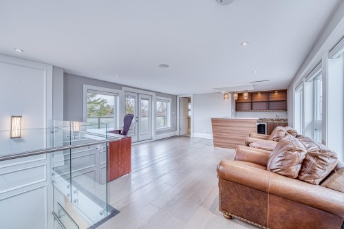 3071 Steveston Highway, Richmond, BC 