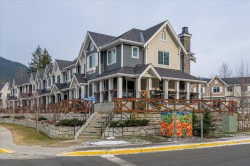 1-7360 Crabapple Court  Pemberton, BC V0N 2L1