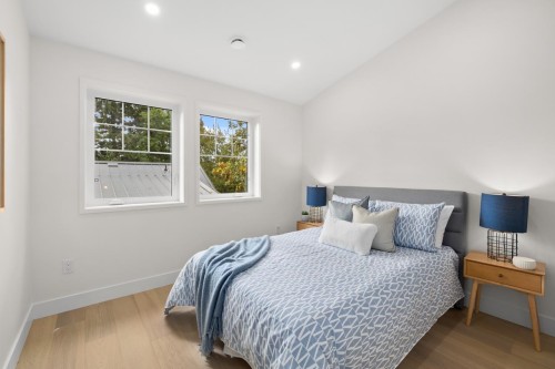 2436 49Th Avenue W, Vancouver, BC 