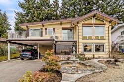 935 London Place  New Westminster, BC V3M 4Z5