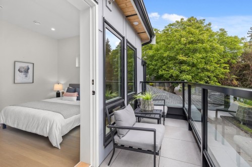 2430 49Th Avenue W, Vancouver, BC 