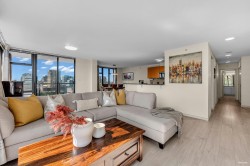 902-5933 Cooney Road  Richmond, BC V6X 4H3