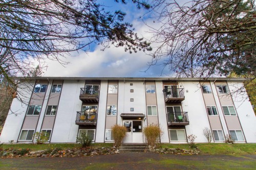 49-38185 Westway Avenue  Squamish, BC V8B 0L6