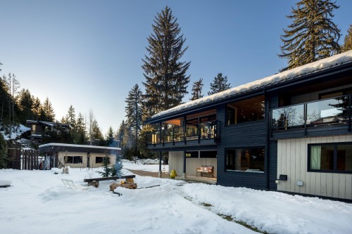 6818 Beaver Lane  Whistler, BC V8E 0C5