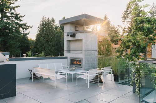 5038 Arbutus Street, Vancouver, BC 