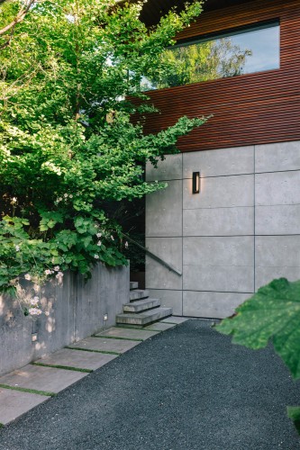 5038 Arbutus Street, Vancouver, BC 