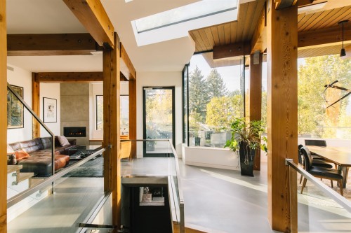 5038 Arbutus Street, Vancouver, BC 