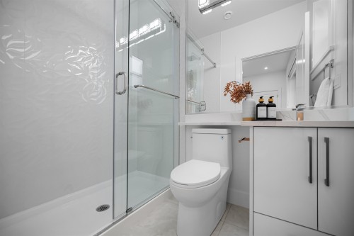 2076 50Th Avenue E, Vancouver, BC 