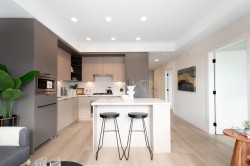 606-2268 Broadway E Vancouver, BC V5N 0L2