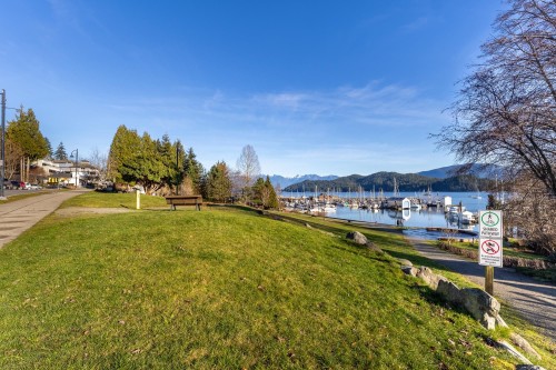636 Bay Road, Gibsons, BC 