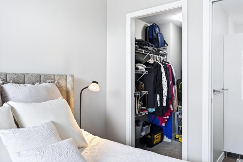 409-2957 Glen Drive, Coquitlam, BC 