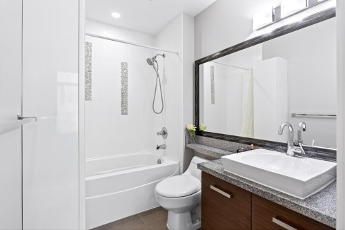 409-2957 Glen Drive, Coquitlam, BC 