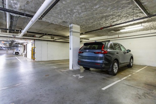 409-2957 Glen Drive, Coquitlam, BC 