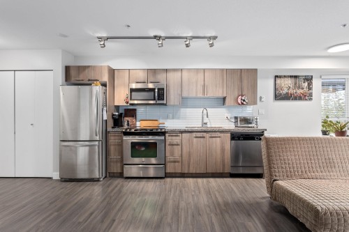 315-12075 Edge Street, Maple Ridge, BC 