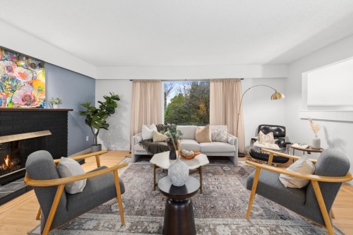 3878 Royal Oak Avenue, Burnaby, BC 