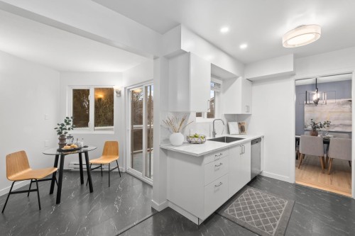 3878 Royal Oak Avenue, Burnaby, BC 