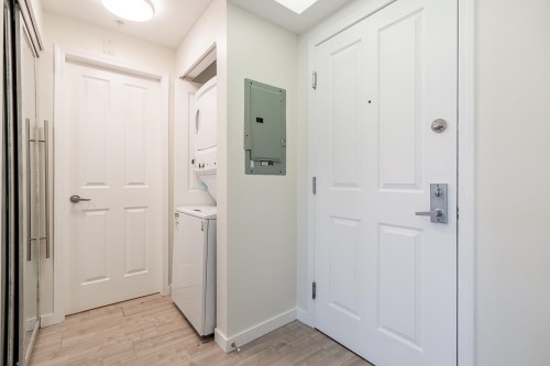 A307-2099 Lougheed Highway, Port Coquitlam, BC 