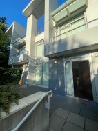 6522 Nelson Avenue  Burnaby, BC V5H 3J8