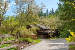 1531 Lockyer Road  Roberts Creek, BC V0N 2W1
