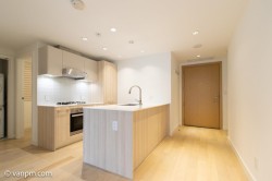 312-2221 30th Avenue E Vancouver, BC V5N 0G6