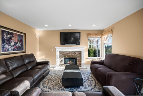 2622 Sandstone Crescent, Coquitlam, BC 