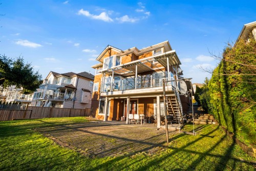 2622 Sandstone Crescent, Coquitlam, BC 