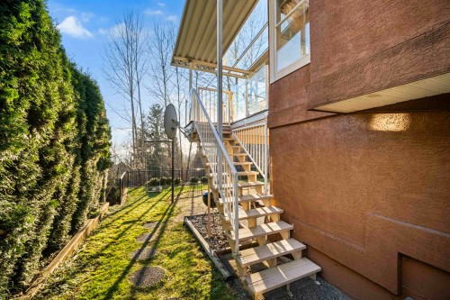 2622 Sandstone Crescent, Coquitlam, BC 