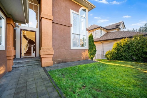 2622 Sandstone Crescent, Coquitlam, BC 