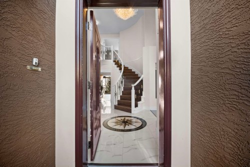 2622 Sandstone Crescent, Coquitlam, BC 