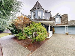 9480 Whiteoak Gate  Richmond, BC V7E 6A6