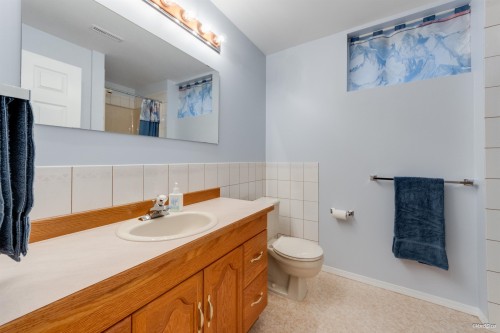 1415 Garibaldi Place, Coquitlam, BC 