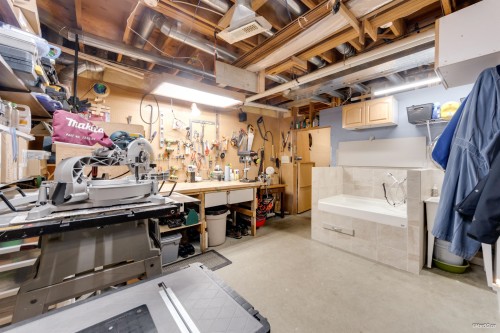 1415 Garibaldi Place, Coquitlam, BC 