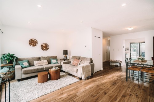 19-230 14th Street W North Vancouver, BC V7M 1P3