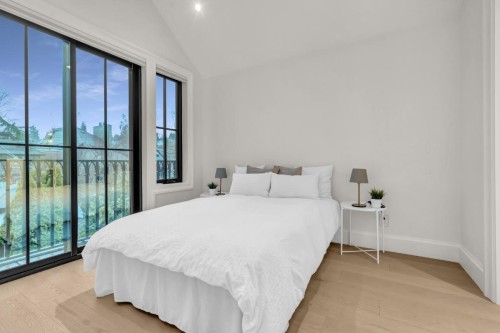 4454 4Th Avenue W, Vancouver, BC 