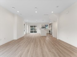 34-4337 Boundary Road  Richmond, BC V6V 0C4