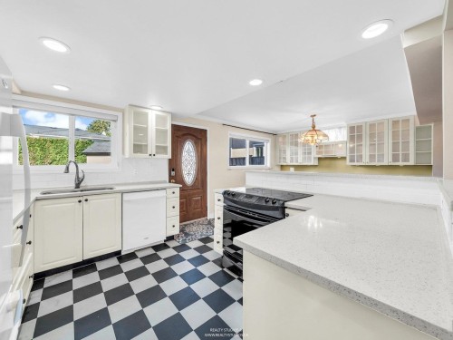 6500 Azure Road, Richmond, BC 