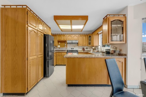 2068 Scarboro Avenue, Vancouver, BC 