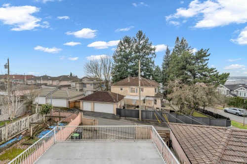 2068 Scarboro Avenue, Vancouver, BC 