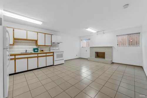 2068 Scarboro Avenue, Vancouver, BC 