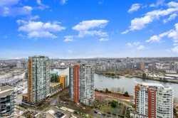 2816-89 Nelson Street  Vancouver, BC V6Z 0E7