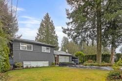 3020 Thorncliffe Drive  North Vancouver, BC V7R 2T1