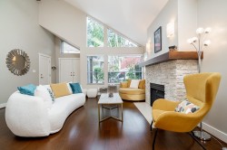 22-4055 Indian River Drive  North Vancouver, BC V7G 2R7