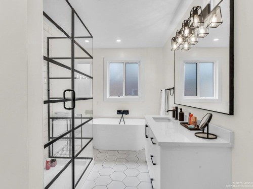 1636 Farrell Crescent, Delta, BC 