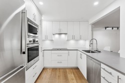 1-2110 Marine Drive  West Vancouver, BC V7V 1K3